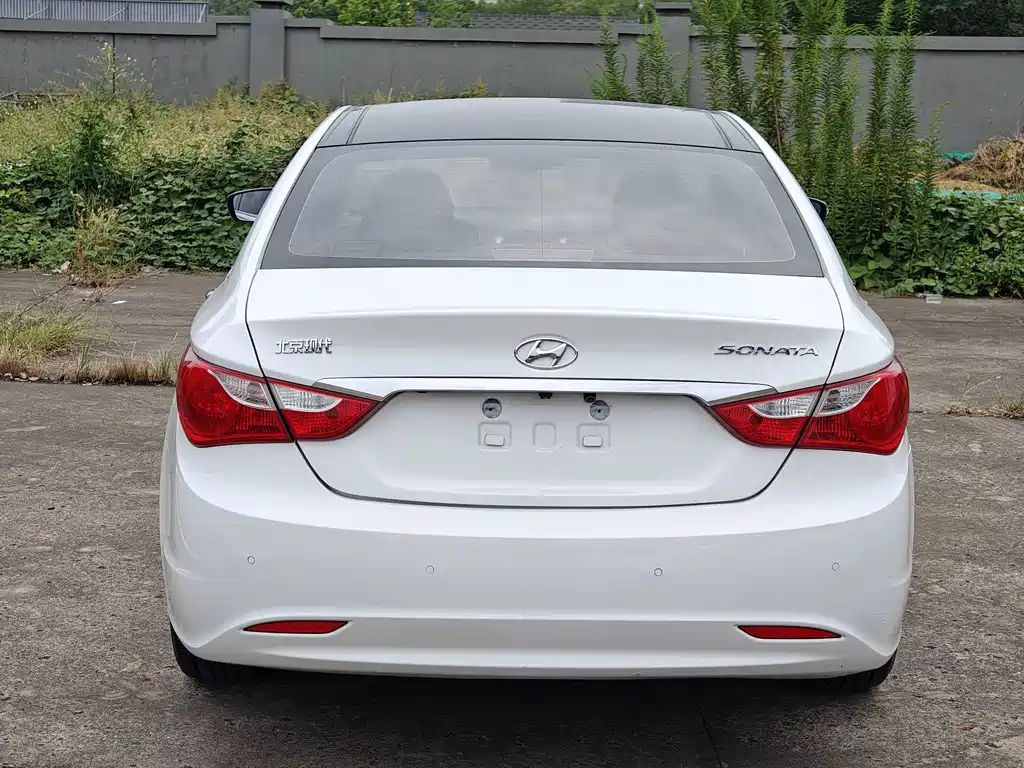 Hyundai Sonata — миниатюра 8