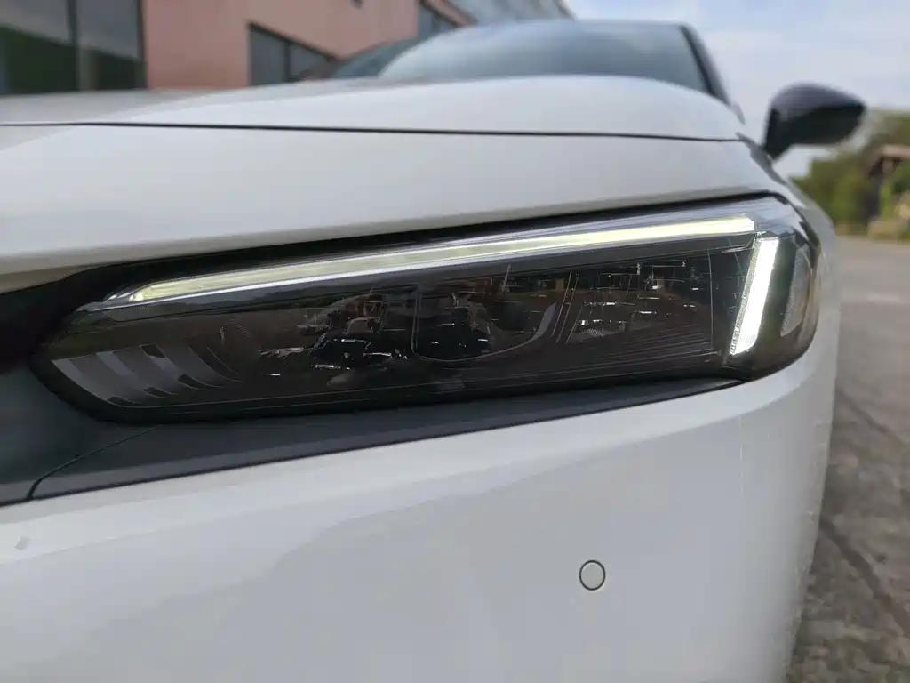 Honda Civic — миниатюра 17