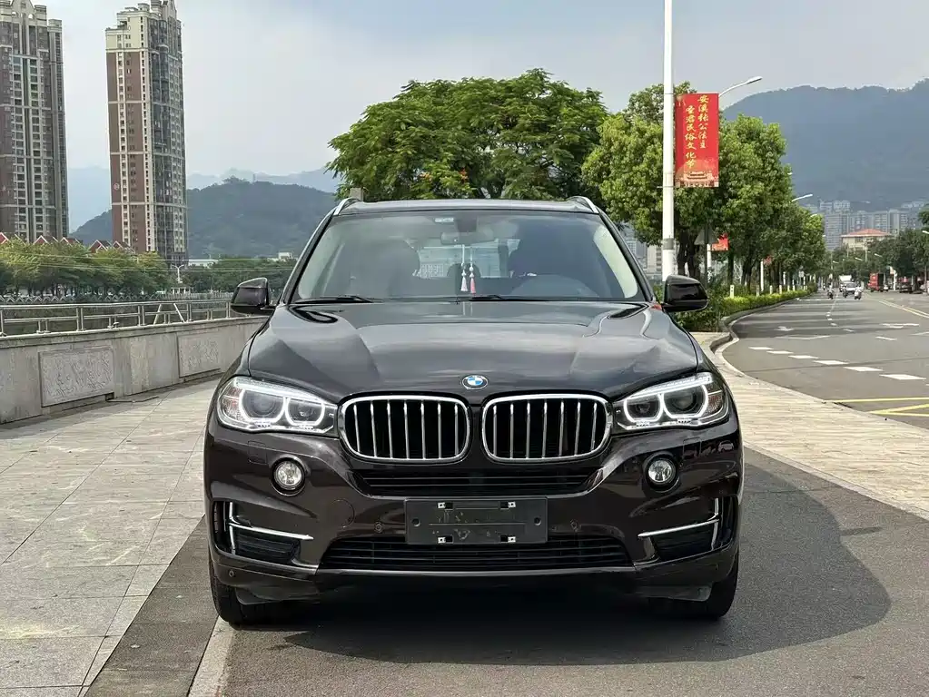 BMW X5 2017 xDrive28i