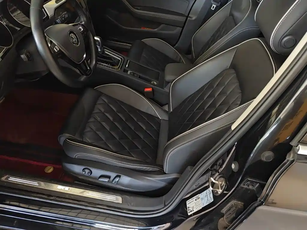 Volkswagen Magotan PHEV — миниатюра 15