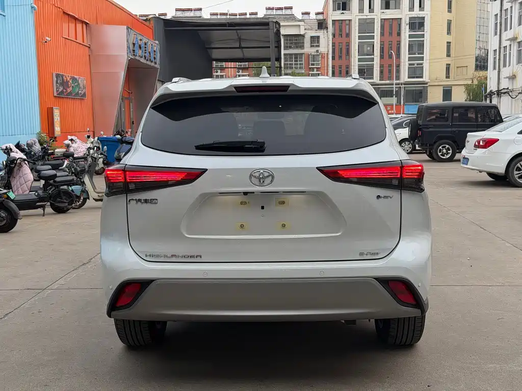 Toyota Highlander — миниатюра 5