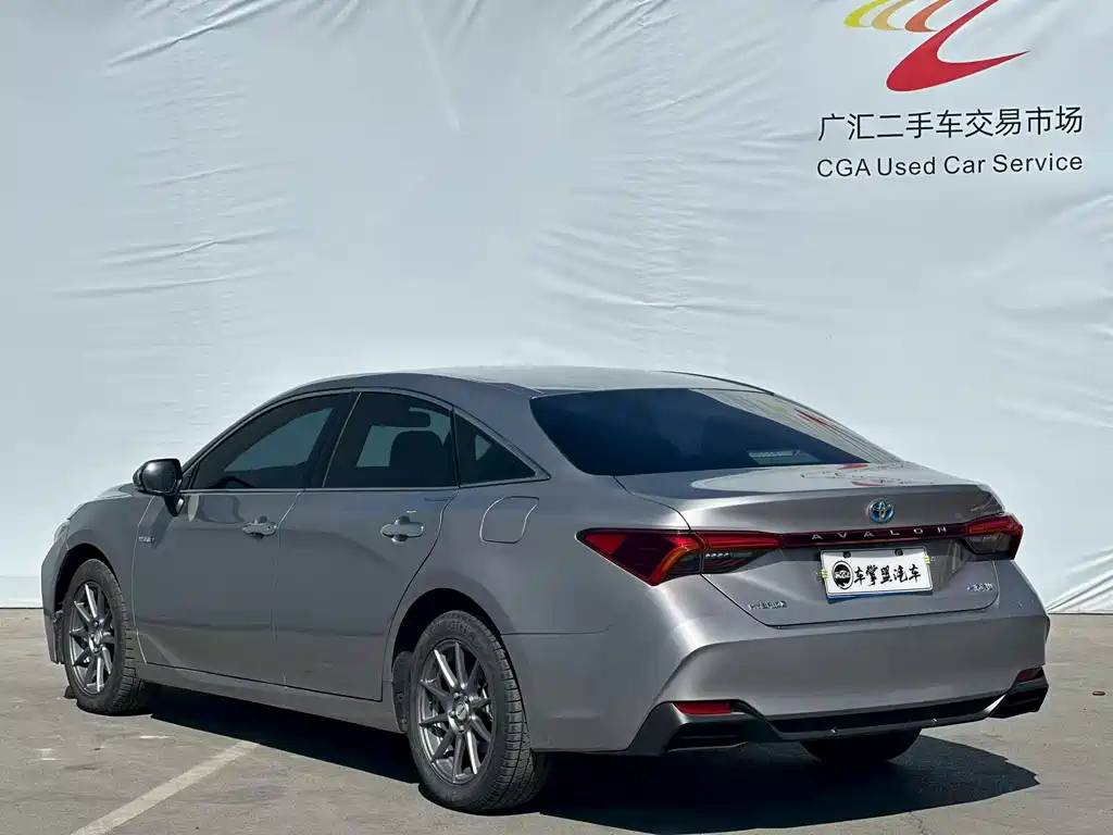 Toyota Avalon — миниатюра 9