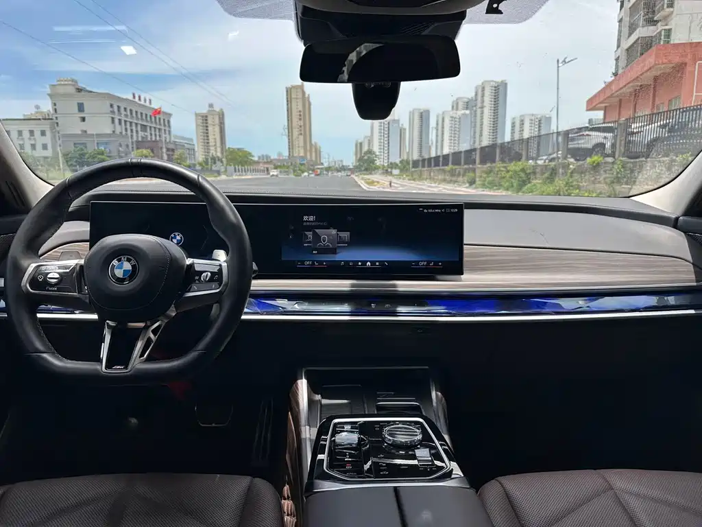 BMW 7 Series 7 2023 735Li M Sport