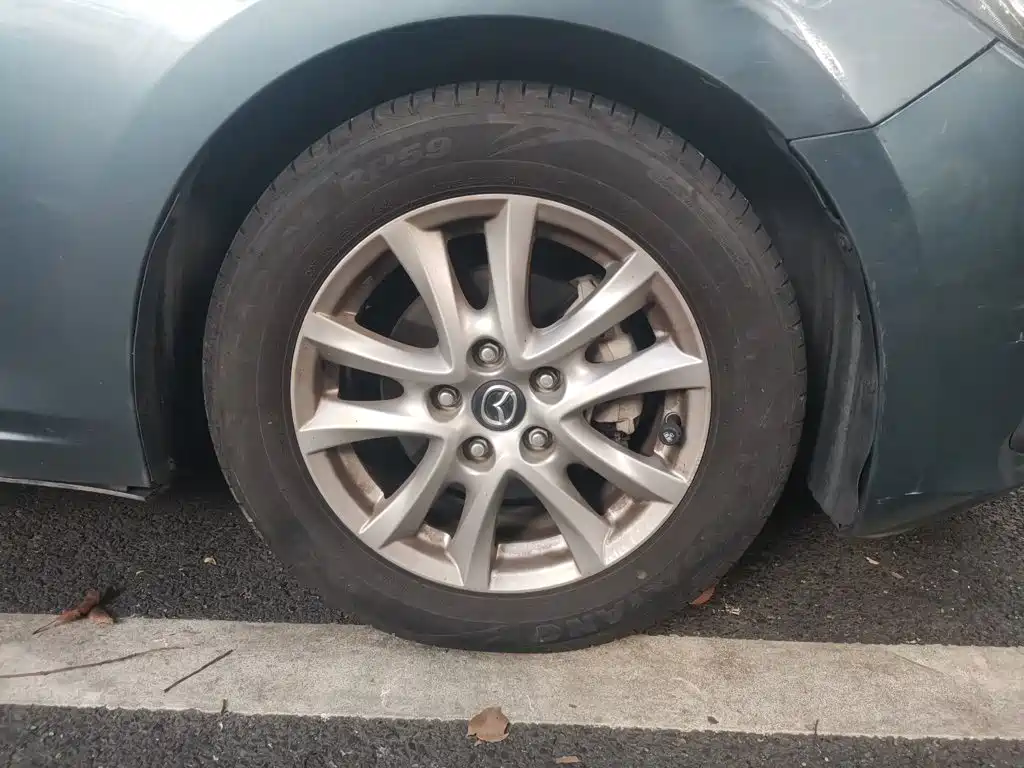 Mazda 3 Axela — миниатюра 25
