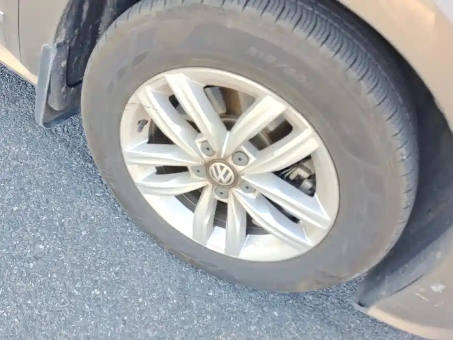 Volkswagen Passat — миниатюра 6