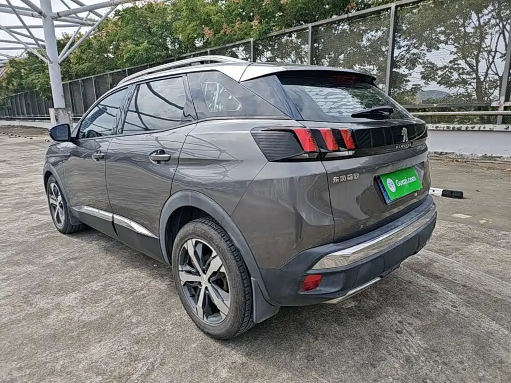 Peugeot 4008 — миниатюра 5