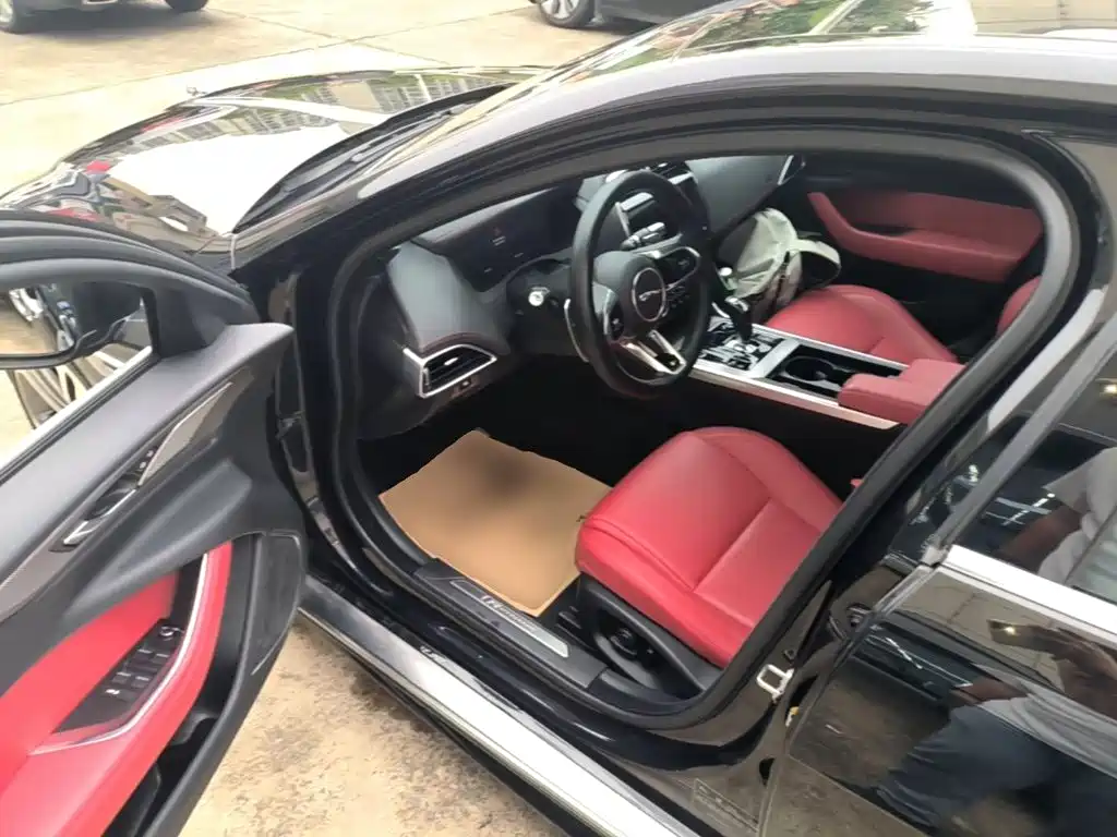 Jaguar XEL — миниатюра 16