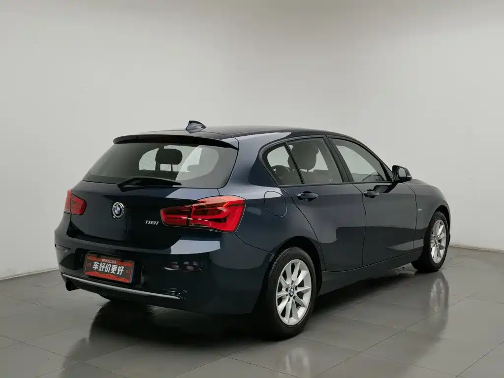 BMW 1 Series (Import) — миниатюра 2