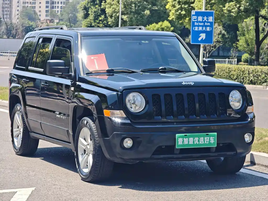Jeep Patriot — миниатюра 3
