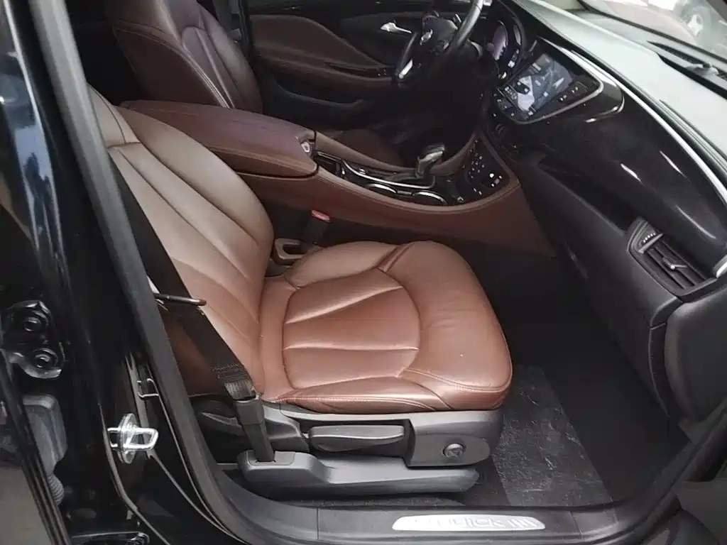 Buick Envision Plus — миниатюра 25