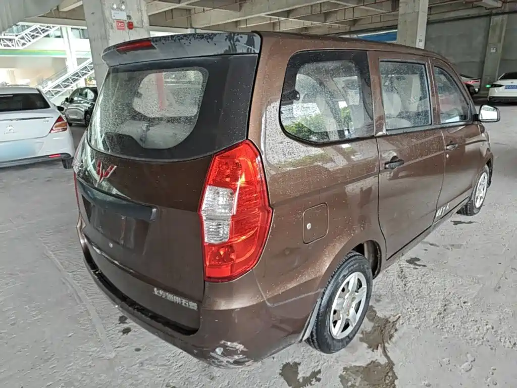 Wuling Hongguang — миниатюра 7