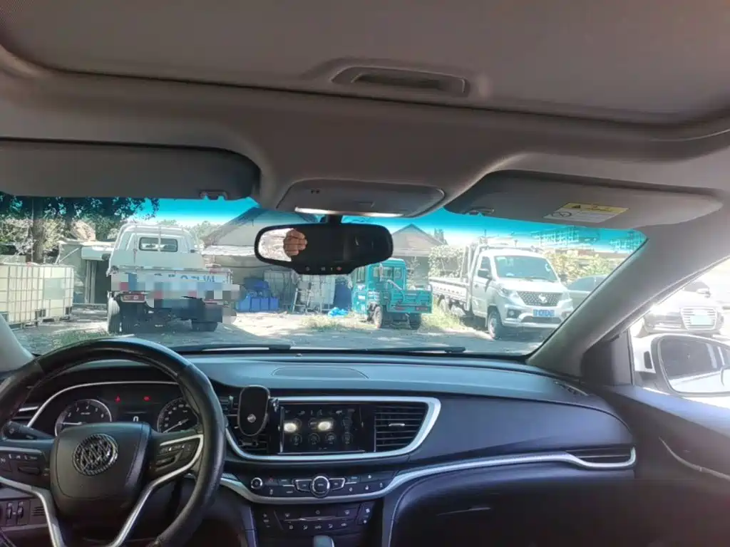 Buick Excelle — миниатюра 18