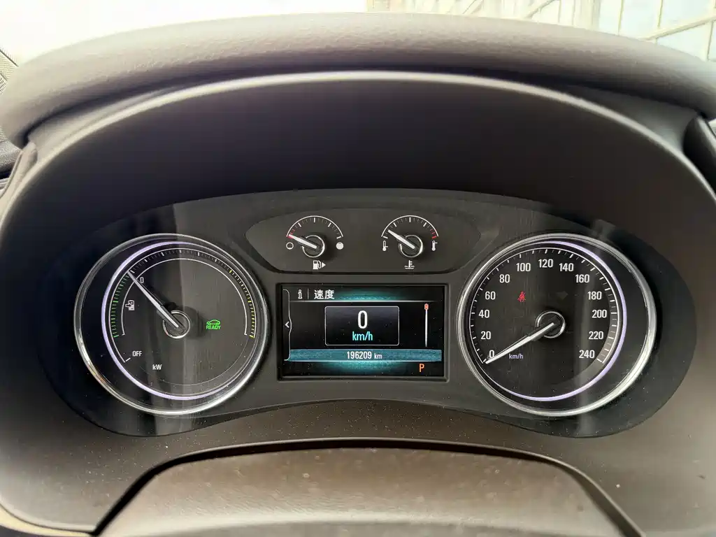 Buick LaCrosse — миниатюра 12