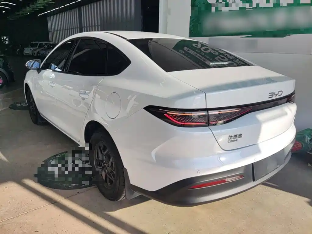 BYD Seal 05 DM-i — миниатюра 5