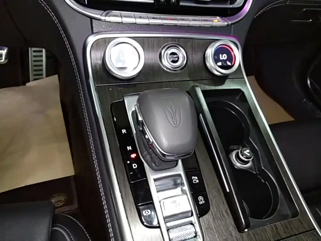 Hongqi Hongqi H9 — миниатюра 14