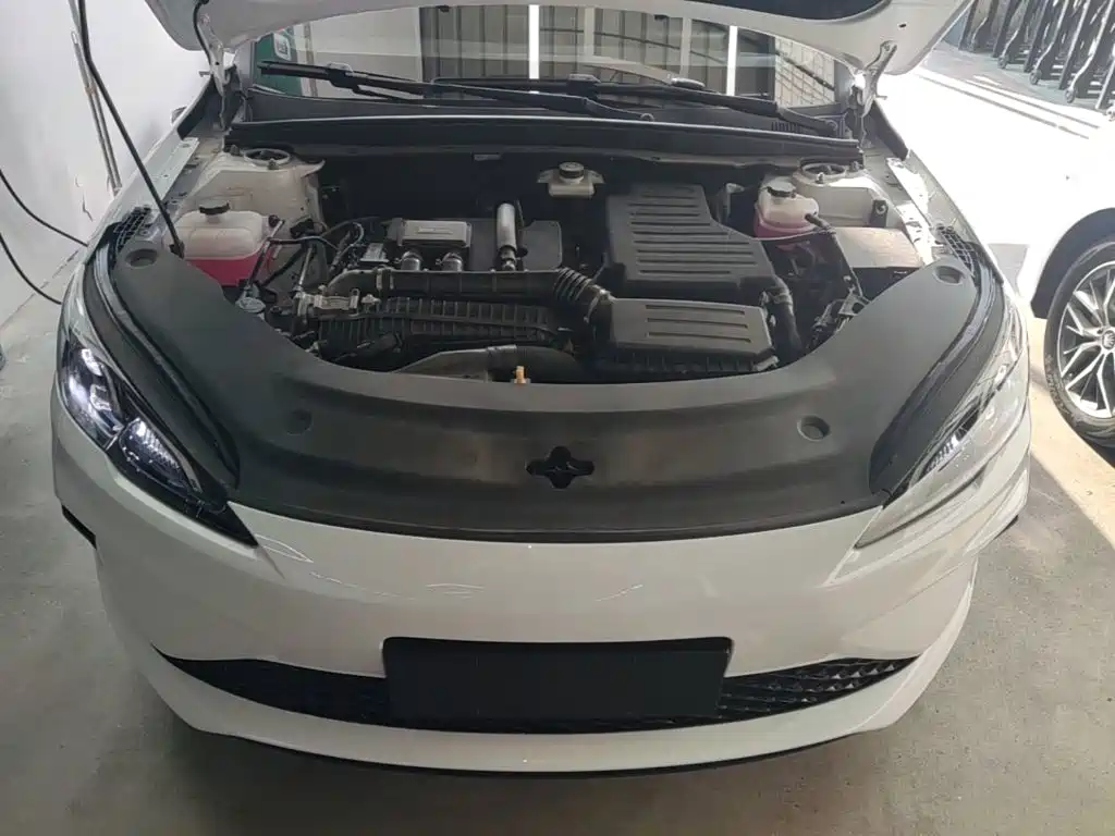 BYD Seal 05 DM-i — миниатюра 20