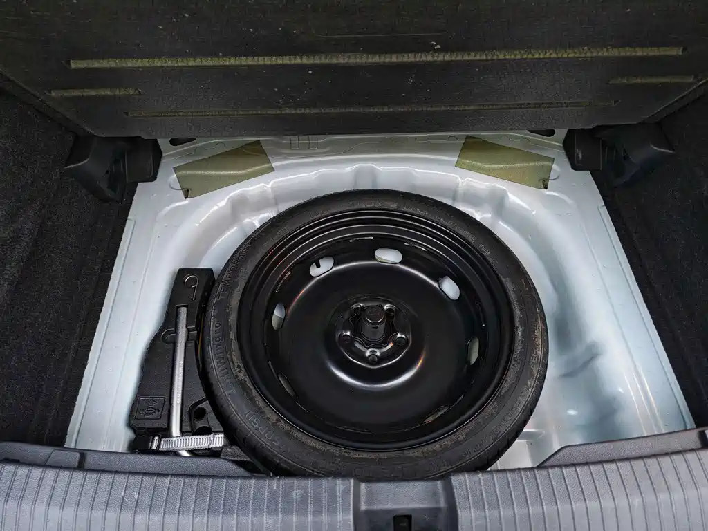 Volkswagen T-Roc — миниатюра 6
