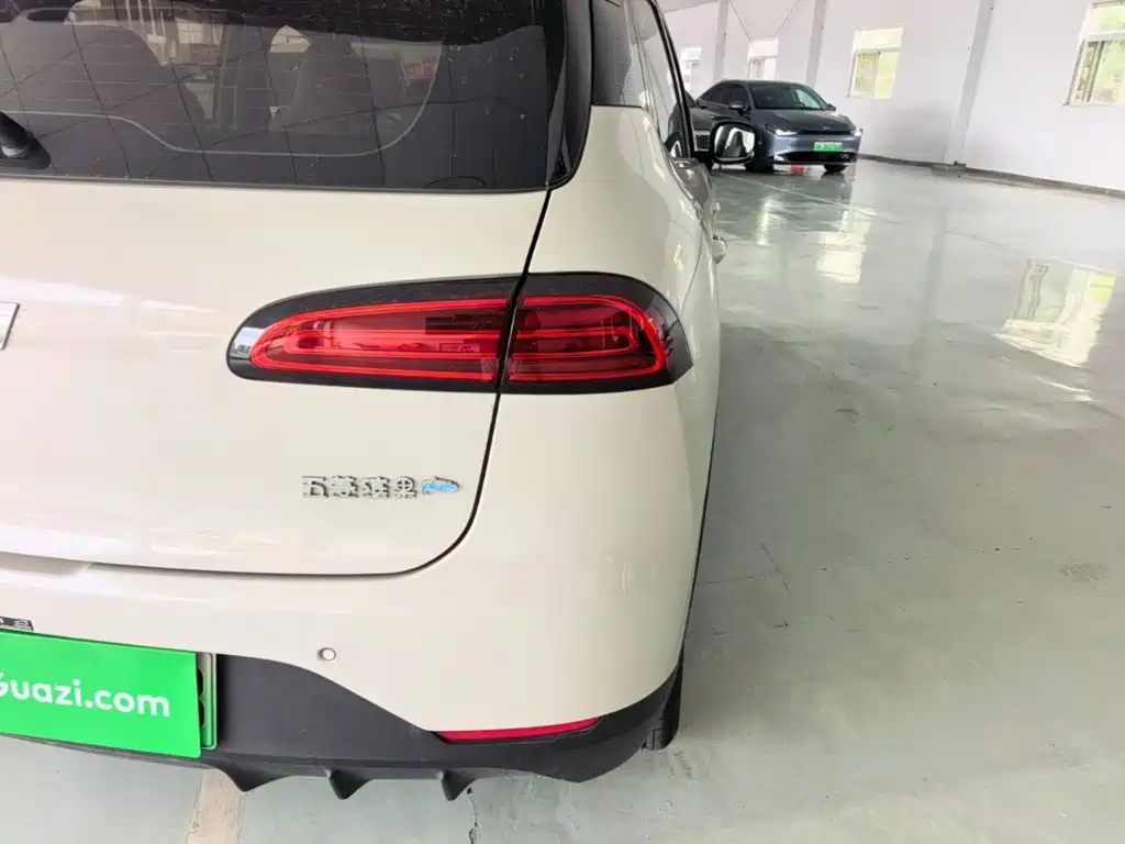 Wuling Bingo PLUS — миниатюра 8