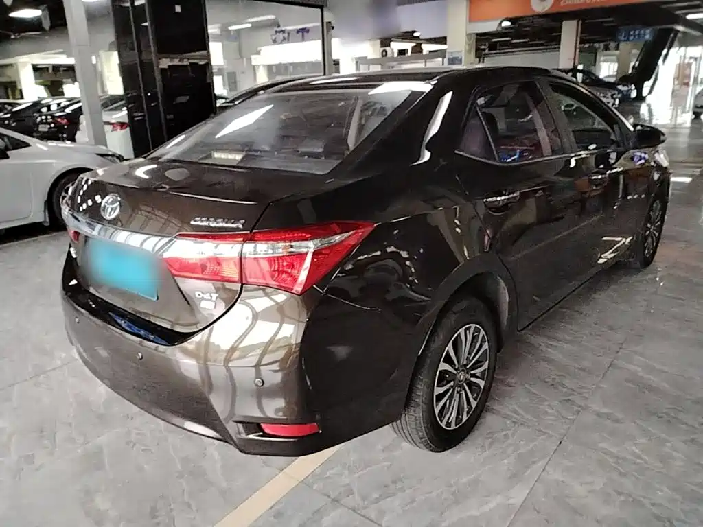 Toyota Corolla — миниатюра 7