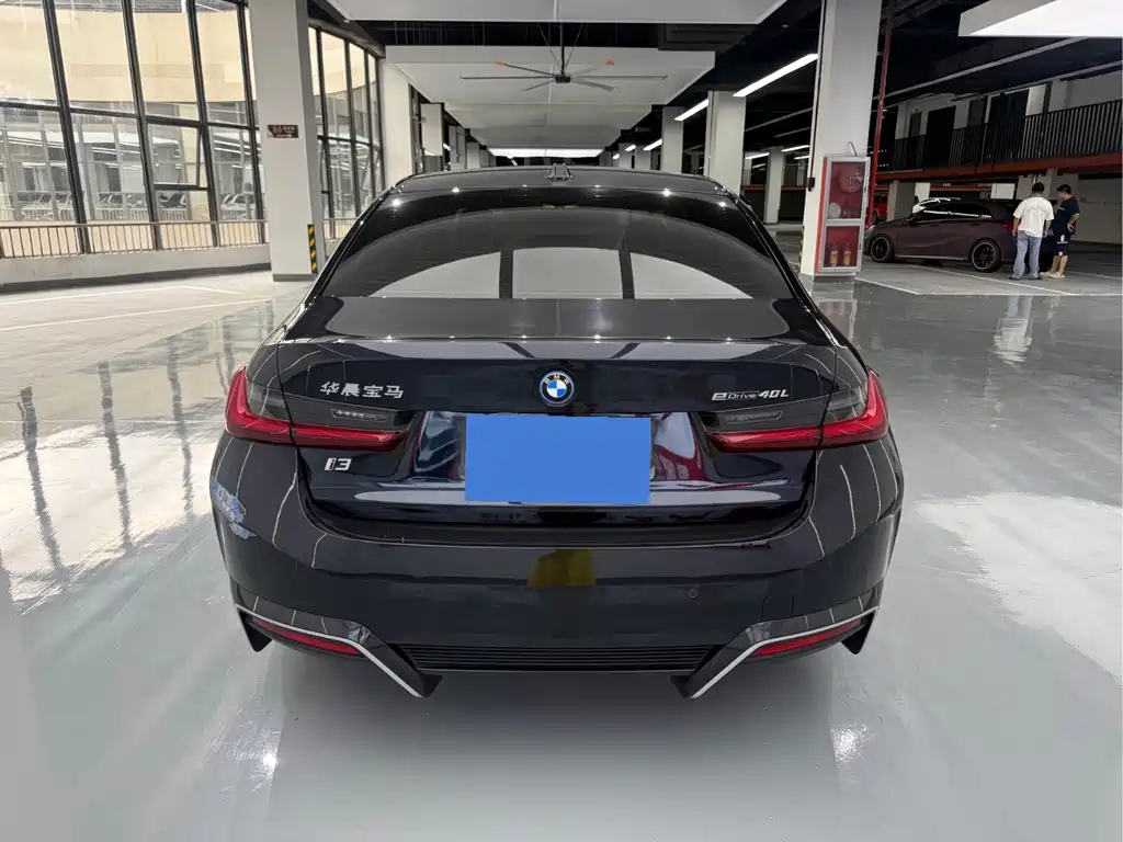 BMW i3 — миниатюра 17