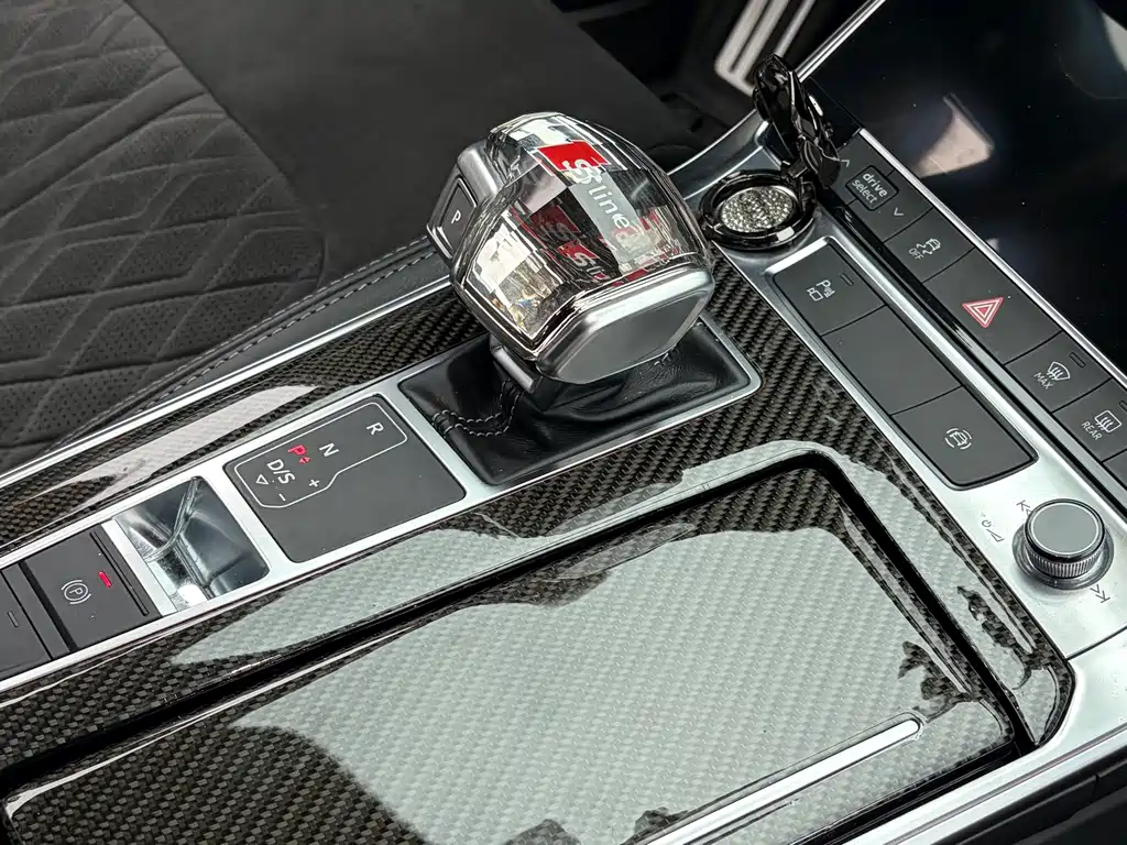Audi A6L — миниатюра 8