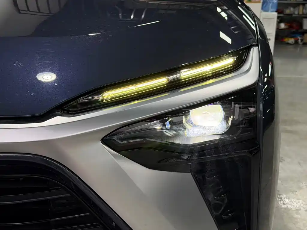 NIO ES8 — миниатюра 3