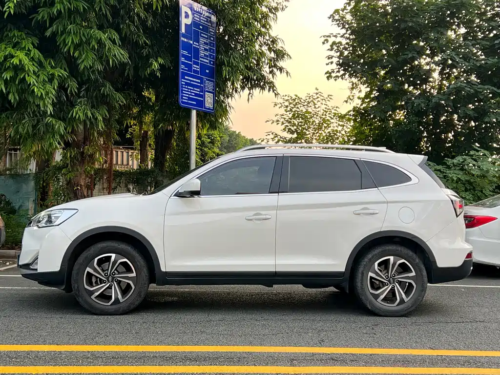 JAC Refine S7 — миниатюра 3