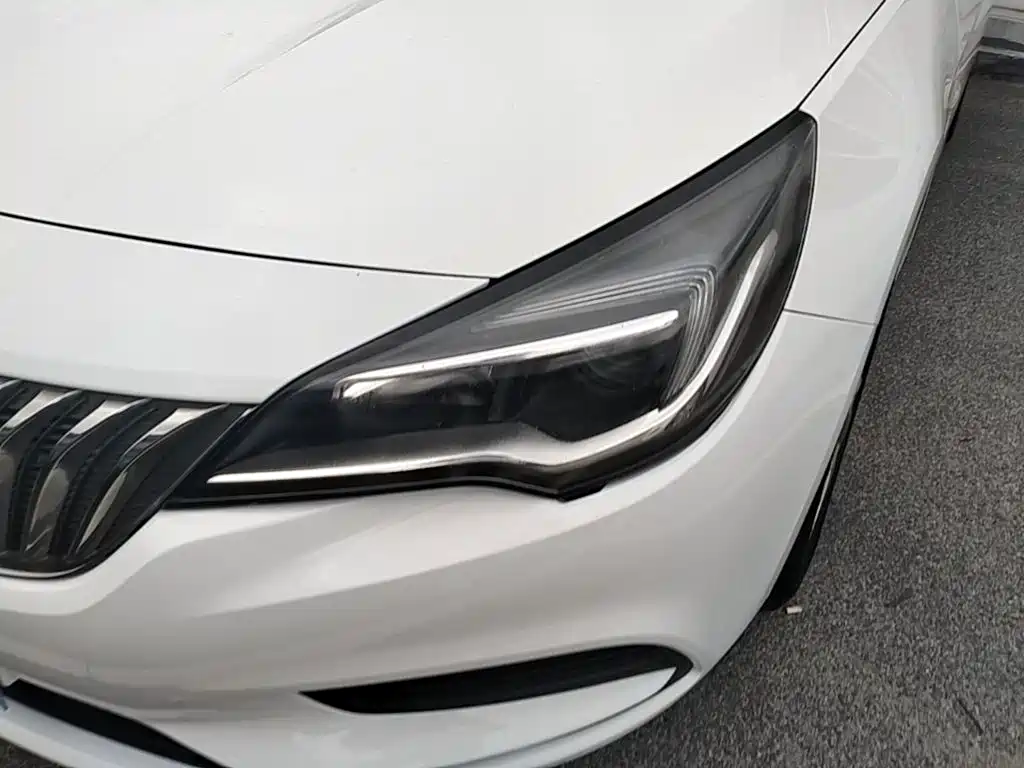 Buick Verano — миниатюра 24