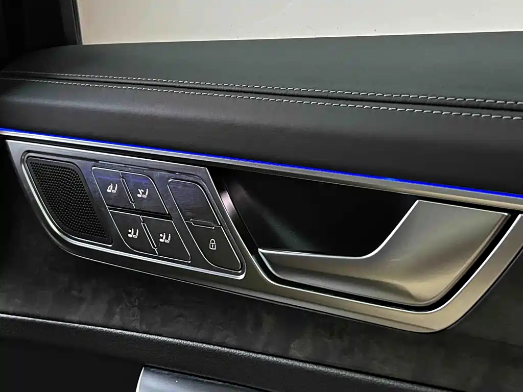 Audi A6L — миниатюра 27