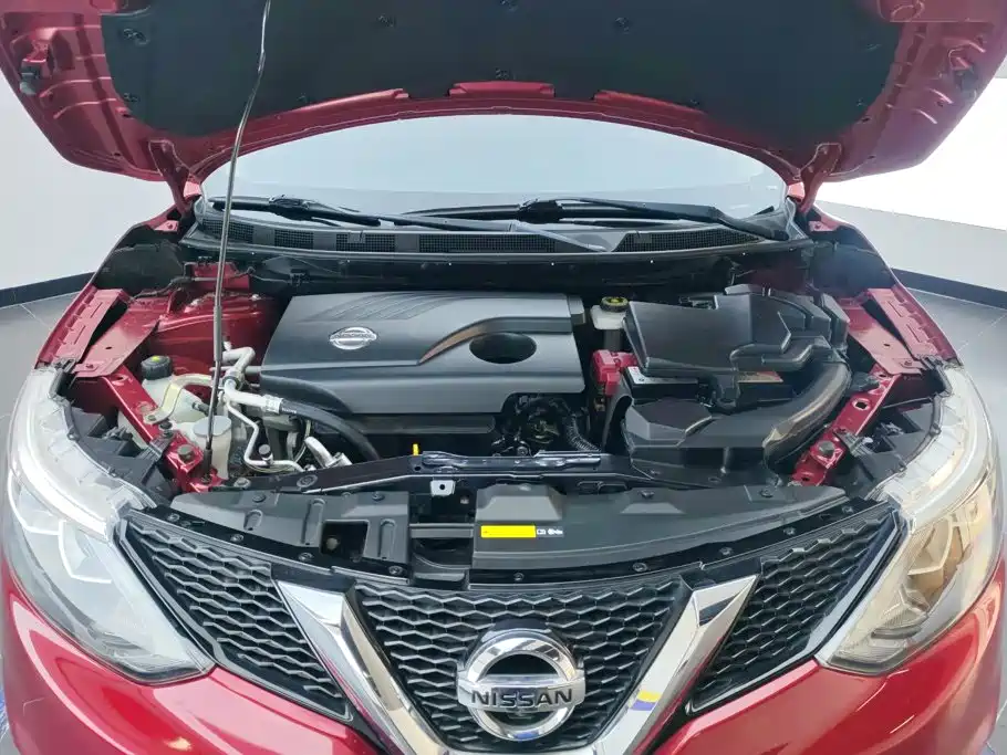 Nissan Qashqai — миниатюра 10