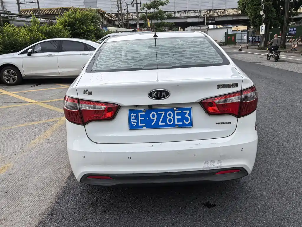 Kia K2 2012 1.6L AT Premium