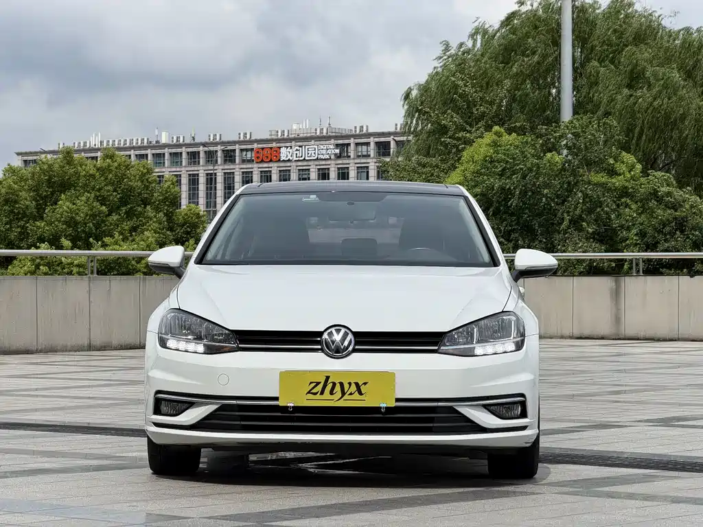 Volkswagen Golf — миниатюра 2