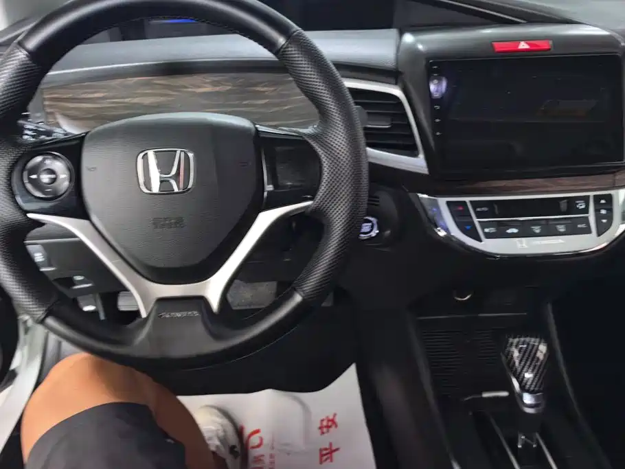 Honda Jade — миниатюра 12