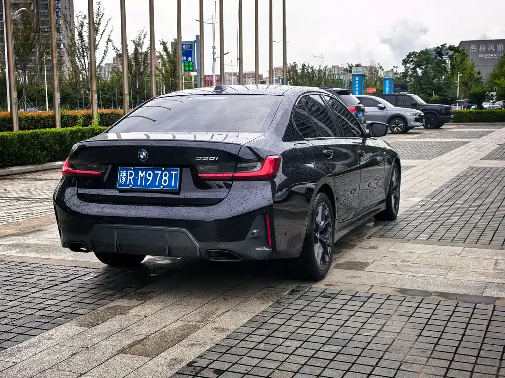 BMW 3 Series — миниатюра 4