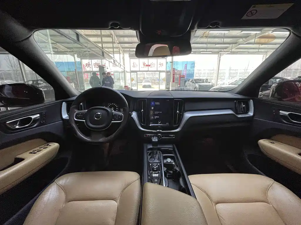 Volvo XC60 — миниатюра 13