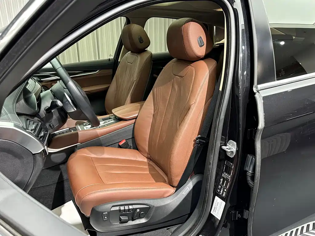 BMW X6 — миниатюра 13
