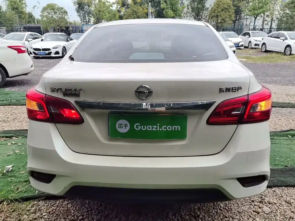 Nissan Sylphy — миниатюра 6