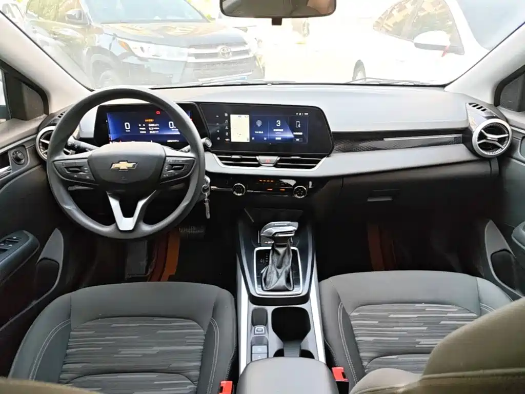 Chevrolet Monza — миниатюра 10