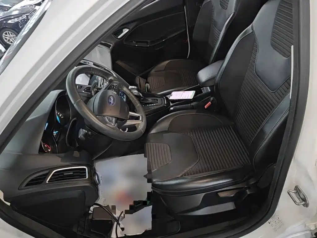 Ford Focus — миниатюра 15