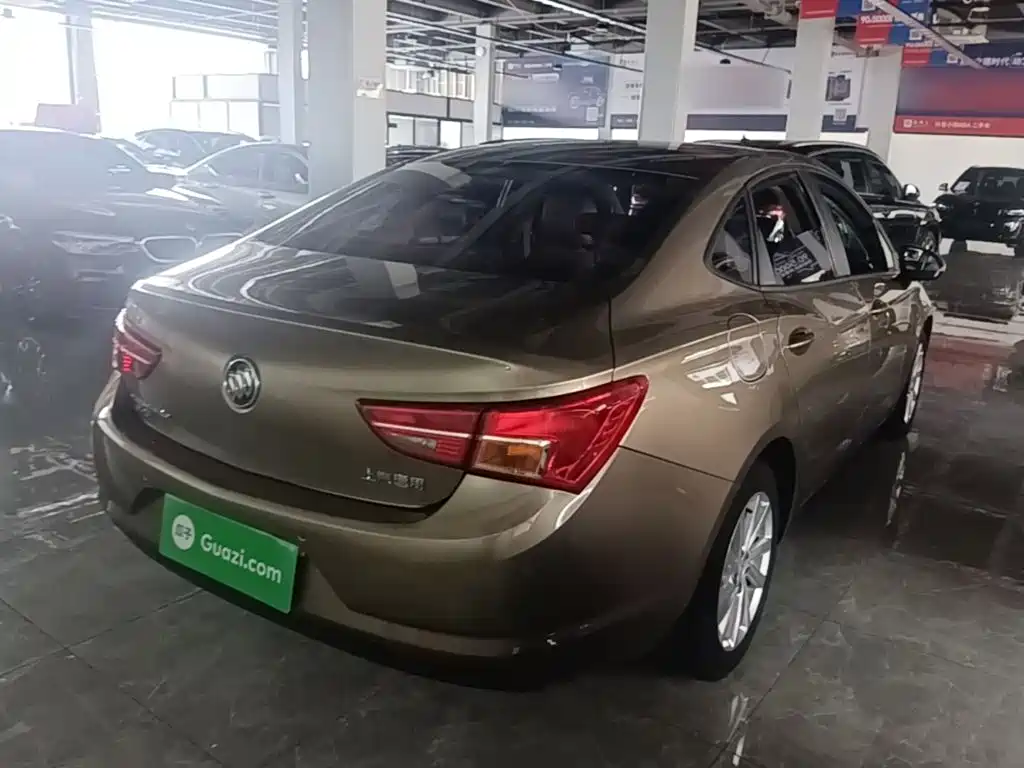 Buick Verano — миниатюра 7