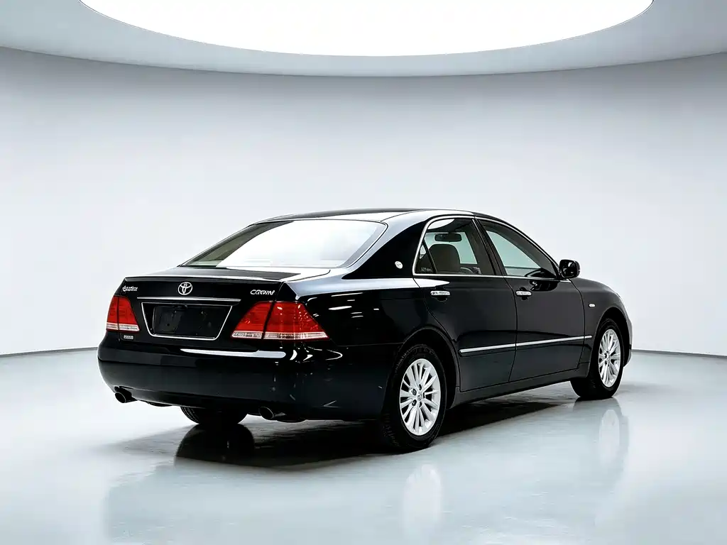 Toyota Crown — миниатюра 6