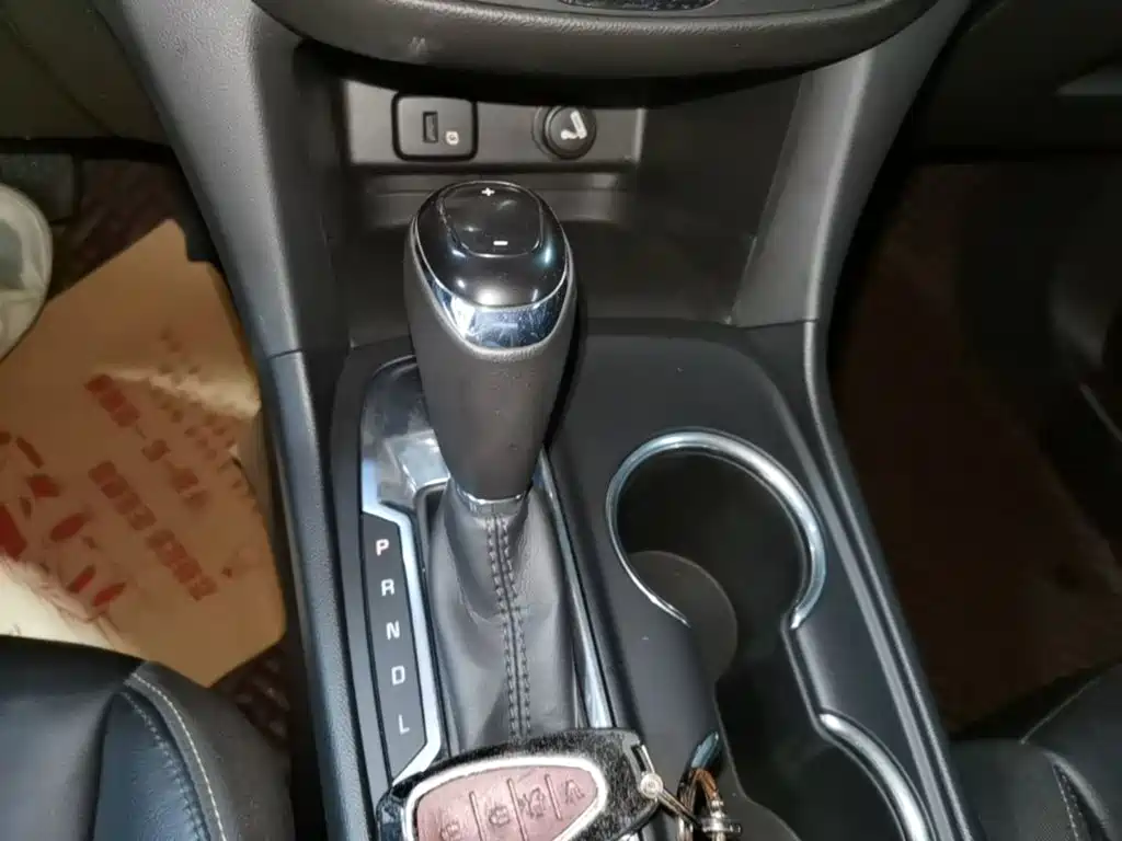 Chevrolet Equinox — миниатюра 14