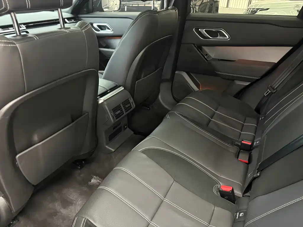 Land Rover Velar — миниатюра 9