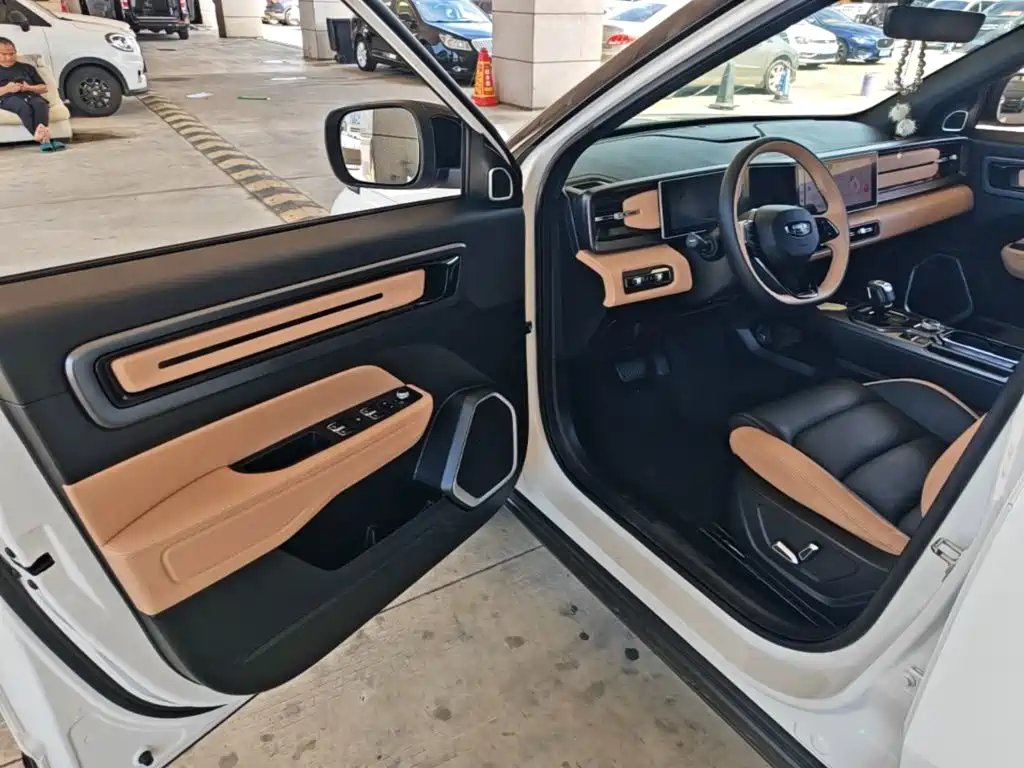 Geely Icon — миниатюра 16