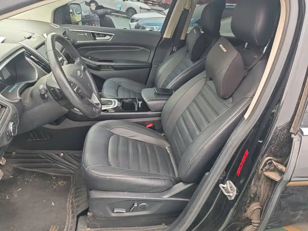 Ford Edge — миниатюра 15