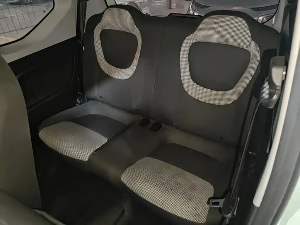 Wuling MINIEV — миниатюра 17