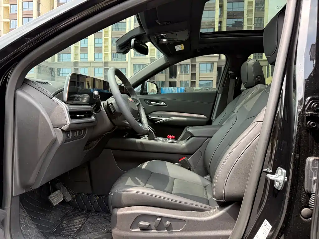 Cadillac XT4 2024 28T Luxury