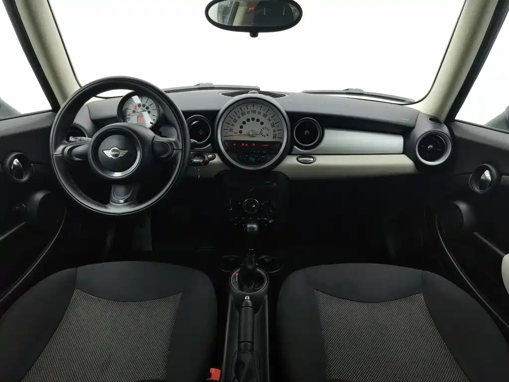 MINI Mini Clubman — миниатюра 5