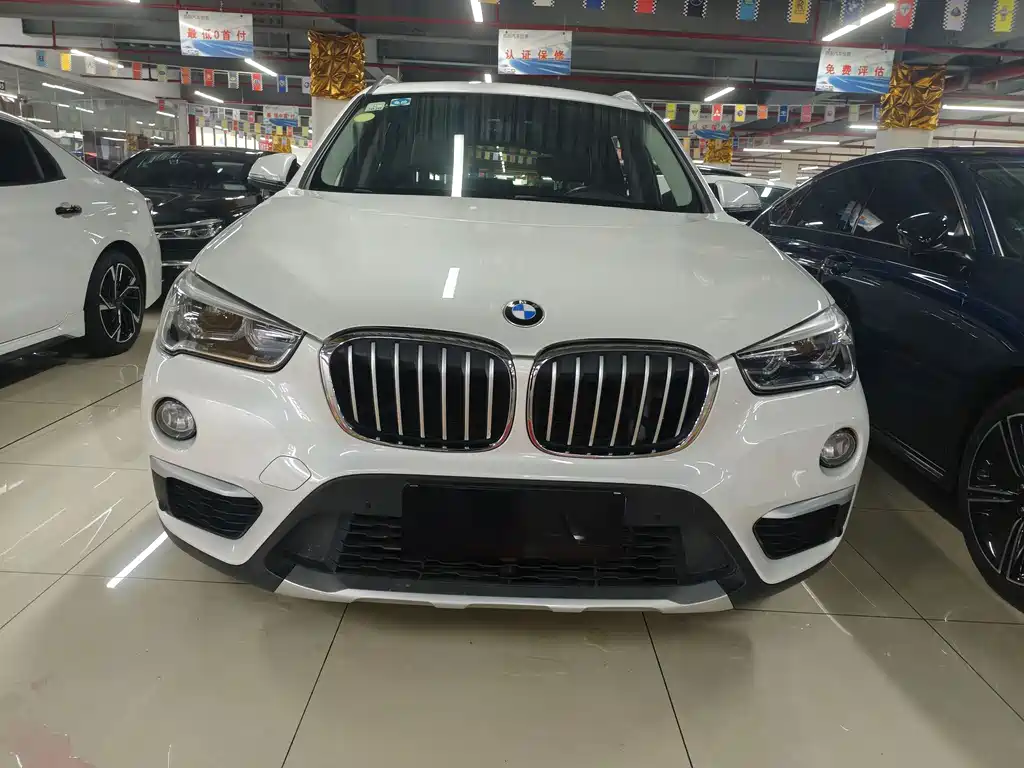 BMW X1 2016 sDrive20Li Luxury