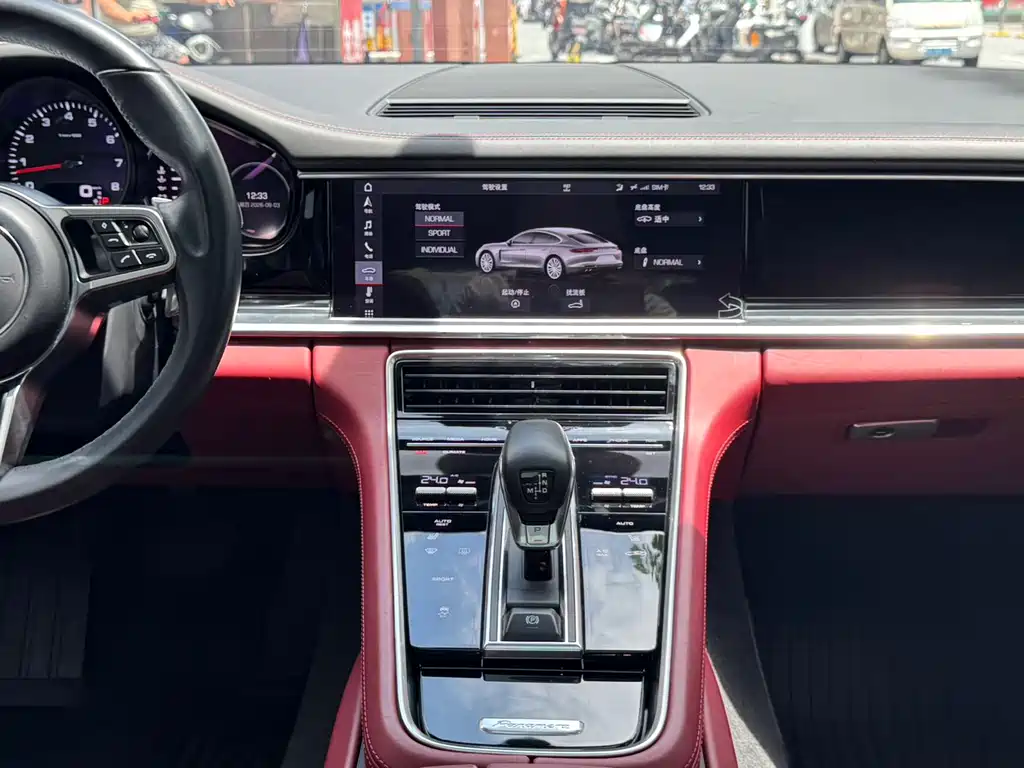 Porsche Panamera — миниатюра 10